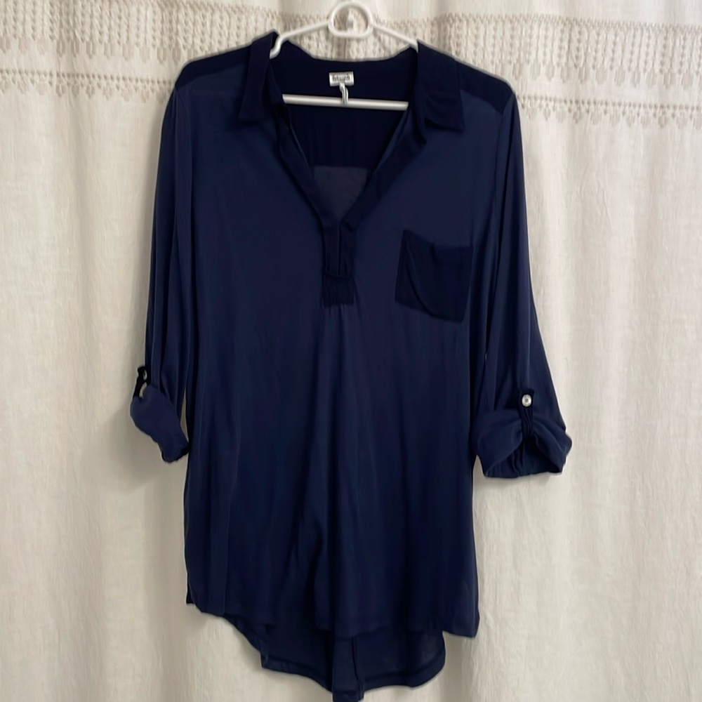 New! NEVER WORN! Splendid V Neck Tunic Shirt - 3/4 cuffed sleeve- Size L - Navy